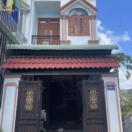Nhà Lầu 60m2 ngay ngã tư Bình Chuẩn, Thuận An, Giá chỉ 1ty3xx