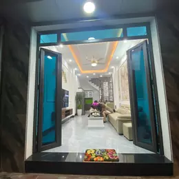 Bán nhà phố Minh Khai, Hai Bà Trưng 30m, 5 tầng. Giá: 5.95 tỷ
