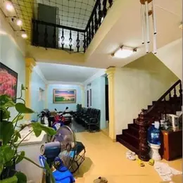 Bán nhà lô góc mặt đường Văn Cao - Hải Phòng , vị trí đẹp nhất tuyến đường , kinh doanh buôn đủ