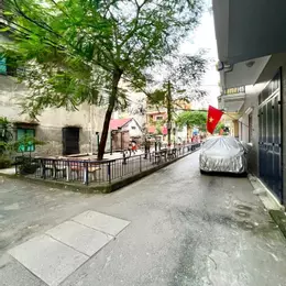 PHÂN LÔ - Ô TÔ 7 CHỖ LÙI CỬA - 10M RA Ô TÔ DỪNG ĐỖ NGÀY ĐÊM - KHU HIẾM NHÀ BÁN - NỞ HẬU.
