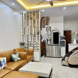 BÁN NHÀ GẦN ĐH GIAO THÔNG VẬN TẢI – NHÀ ĐẸP CẦU GIẤY – NGÕ NÔNG RỘNG – VÀI BƯỚC RA PHỐ – XÂY MỚI