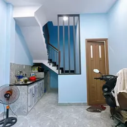 Nhà đẹp Ngang 3.5 x đúc 4  tấm DTSD 84 M2
Đoàn Văn Bơ p12 Q4 GIẢM 1 TỶ GẤP GẤP