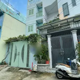 BÁN GẤP NHÀ HẺM XE TẢI THÔNG- Ô TÔ NGỦ TRONG NHÀ- GIÁP QUẬN 6 - 4 TẦNG - 4M x18M  CHỈ HƠN  5 TỶ