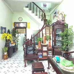 Bán nhà N. Văn Hương, Ô Tô qua, 47m2 x 3,8m mặt tiền, hơn 4 tỷ
