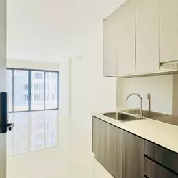 Bán Căn 1 phòng 30m2 có nội thất, ngay trường RMIT chỉ 1.350 tỷ, mới tinh chưa ở.LH 0373917147