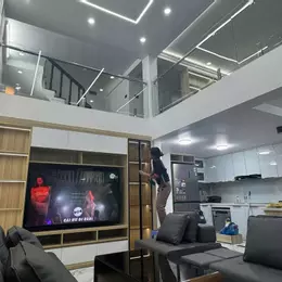 TRỤC CHÍNH CẦU GIẤY 45m2 -NGÕ NÔNG - LÔ GÓC - OTO 4 CHỖ ĐỖ CỬA  - AN NINH TUYỆT ĐỐI GIÁ 9.2