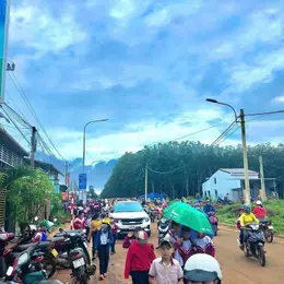 Hàng Cực HIẾM Đất Mặt Tiền Đường 8 mét Gía Dưới 700 Triệu