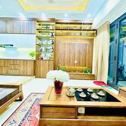 Bán nhà Hào Nam, phân khúc 9 tỷ, nhà dân xây cực hiếm, 66m2, 3 tầng, 3 ngủ, lô góc MT 4m