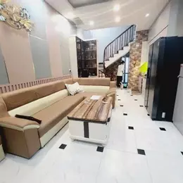 BÁN NHÀ NGUYỄN KHANG CẦU GIẤY LÔ GÓC NHÀ ĐẸP GẦN PHỐ 5 TẦNG GIÁ 5,8 TỶ