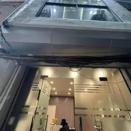 BÁN NHÀ GIẢNG VÕ ĐỐNG ĐA KINH DOANH Ô TÔ CON THÔNG SÀN THIẾT KẾ HIỆN ĐẠI GIÁ 6,4 TỶ