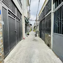 Bán nhà Đông Hưng Thuận 29, Đông Hưng Thuận, Quận 12, 
DT 57/60m2 (4 x 15) x 2 tầng,
Chỉ 3.78 tỷ