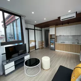 CỰC HIẾM Cho thuê căn hộ 1k1n, đầy đủ tiện nghi tại 444 Đội Cấn, Ba Đình