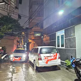 Hẻm xe hơi Q4
Ngang 3.3 nở hậu 4.1x 8.7,m
Đúc 3 tấm 90 triệu m BANK  CHO VAY 1,2 TỶ