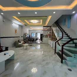 BÁN NHÀ - LÊ VĂN QUỚI - 3 TẦNG - HẺM XE TẢI - KHU AN NINH - DÂN TRÍ - NGANG HƠN 6M - NỞ HẬU - 03