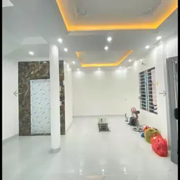 Bán nhà Liêm Mạc - Vị trí đẹp - Nhà mới có thang máy - 45m2 - 5.6 tỷ - 5 tầng - cực kì tiềm năng.