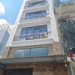Bán tòa nhà CHDV đường Nguyễn Gia Trí (D2) 225m2 Hầm 6 tầng