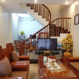 Bán nhà Văn Cao giá hiếm Ba Đình   2 mặt thoáng - Full nội thất - 30m2 - Gần oto