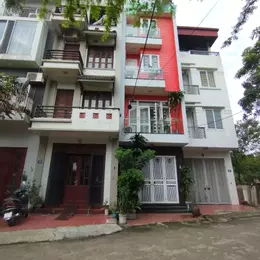 Bán nhà Ngọc Thuỵ quận Long Biên 32m2 x 5T nhà mới ở luôn ô tô đỗ cổng,giá chỉ 5.7 tỷ