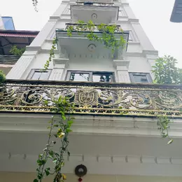 Bán nhà phố Cầu Bươu , Tân Triều - Thanh Tri - Hà Nội .Ô tô đỗ cửa , Dt 45m2 * 5 tầng , Mt 4,5m.