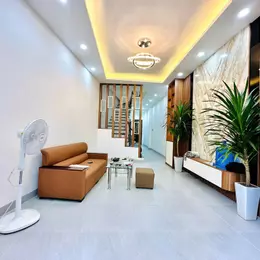 Bán nhà phố Minh Khai, Hai Bà Trưng 42m, 5 tầng. Giá: 7.1 tỷ