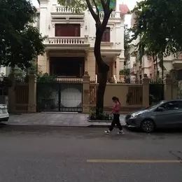 Cho thuê 3 căn biệt thự khu đô thị Linh Đàm, 300m2, 4 tầng, kinh doanh, làm văn phòng