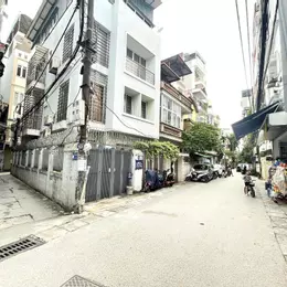 Bán Nhà Mặt Phố Hoa Bằng, Cầu Giấy, Diện Tích 60m2, 4 Tầng, Gía Đầu Tư Cực Ngon, Nhỉnh 9 Tỷ.