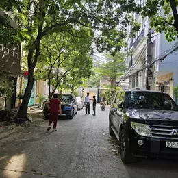 Cần bán nhanh  nhà ngõ 12 Đào Tấn 40m, 4 tầng giá 9,5 tỷ ( thương lượng )