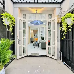 Ngay Công viên Phường 11 - Hẻm 3m, 20m ra mặt tiền - 3 Tầng BTCT