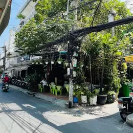 BÁN NHÀ MẶT TIỀN ĐƯỜNG VÀ HẺM, VỊ TRÍ ĐẸP, SÂN RỘNG TẠI ĐƯỜNG XÓM CHIẾU, PHƯỜNG 18, QUẬN 4, TP