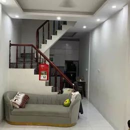 TRẦN QUỐC VƯỢNG CẦU GIẤY NGÕ NÔNG CÁCH ÔTÔ VÀI BƯỚC CHÂN 40M2 8.95 TỶ