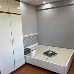 tôi cần bán  nhà lô góc ô tô đỗ cửa 5 tầng giá chỉ 6,2 tỷ ngay trung tâm chợ hà đông tiện ích ngập