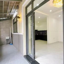 Ngang 9 x 6 đúc 4 tấm cách mặt tiền 15 m 
Q4 vĩnh Khánh giao Tôn Đản 

GIÁ TRỊ MẶT TIỀN XE HƠI