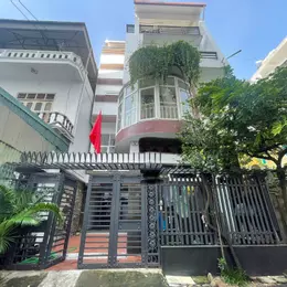 Bán nhà Nguyễn Bặc, trung tâm, gara ô tô, full nội thất, gần hồ, 85m, 4 tầng, MT 7.2m, giá không