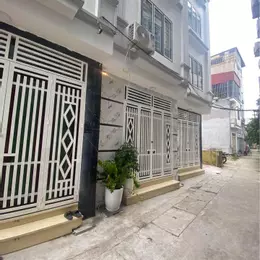 Nhà TT Chúc Sơn - Ô Tô Gần - Mới Tinh - 36m2 - Giá Tốt
