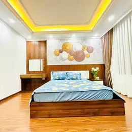 Bán nhà phố Thái Hà, Đống Đa – Phong thủy tốt, tài lộc dồi dào, 42m2 x 6T thang máy, MT 5m, 10 tỷ