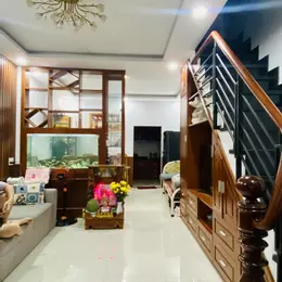 Ngay Nhà thờ Giáo xứ Tân Hưng - Hẻm 3.5m - (4 x 10.1)m - BTCT 2 Tầng