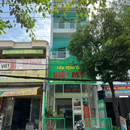 Gía tốt! MTKD Nguyễn Hữu Tiến DT 4x19m, 5 tầng. Vị trí KD Vàng!