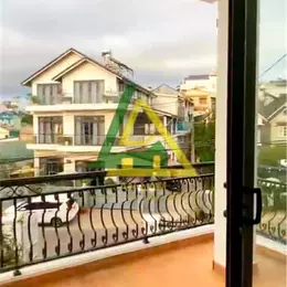 Cho thuê Biệt thự 700m2 7 phòng full nội thất sân đậu ô tô mặt tiền đường Kim Đồng phường 6 giá