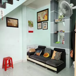 Gần Công Viên Làng Hoa - Hẻm xe hơi 7 chỗ - BTCT 2 Tầng