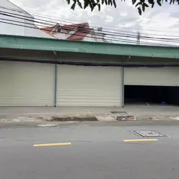 Cho thuê MTKD 330m² (Ngang 18m) Thoại Ngọc Hầu. Vị trí cực kỳ đắc địa.