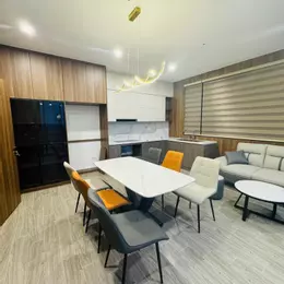 Nhà 4 tầng gần Nguyễn Duy Trinh MT kinh doanh,122m2 ,8PN , ô tô ngủ, HC