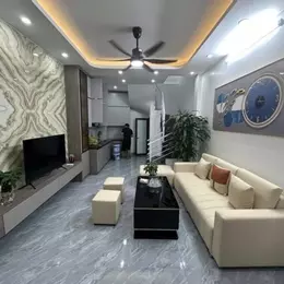 BÁN NHÀ PHÚ DIỄN 5 TẦNG FULL NỘI THẤT, DT 35M, VIEW HỒ GIÁ NHỈNH 5 TỶ ( có thương lượng )
-	Chủ