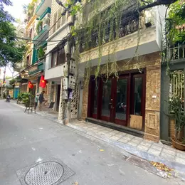 BÁN NHÀ QUẦN NGỰA BA ĐÌNH PHÂN LÔ Ô TÔ TRÁNH 6 TẦNG THANG MÁY
70M 23,6 TỶ
