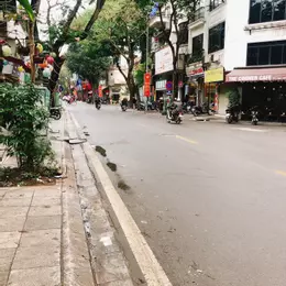 Mặt phố Hàng Bún – Giữa lõi phố cổ không quy hoạch chỉ 4.9 tỷ