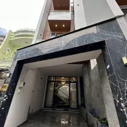 HẺM XE HƠI THÔNG - Ô TÔ VÀO NHÀ - SÁT MẶT TIỀN PHẠM VĂN CHIÊU - MỚI ĐẸP SANG XỊN FULL NỘI THẤT
