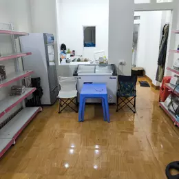 Cho thuê Tầng 1 nhà mặt phố Bùi Bằng Đoàn (cạnh chợ Hà Đông) để kinh doanh, giá 10 triệu.