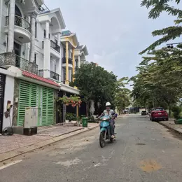 Nhà phố centana trường lưu DT 150m, 3 tầng giá tốt