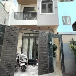 Gần THCS Nguyễn Du - Sát mặt tiền - (4.5 x 12.5)m - BTCT 3 Tầng