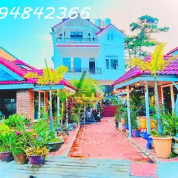 Cho thuê villa 13 phòng ngủ đường Hoàng Văn Thụ p5 giá 40tr