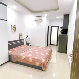 Siêu Hiếm Hoa Bằng - Yên Hòa 52m2 x 5T 20m ra phố, doanh thu 600tr/năm 9,8 Tỷ